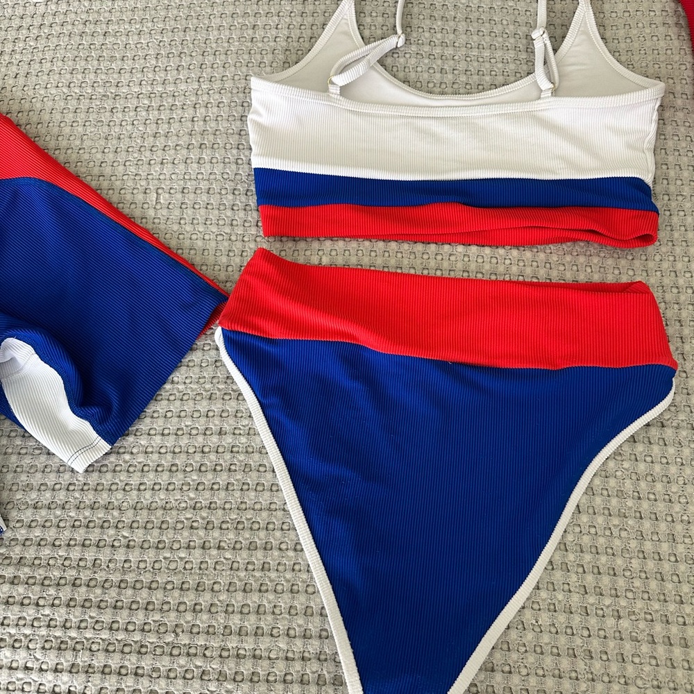 Beach Riot Labor Day Colorblock Bikini Set - Picture 2 of 9